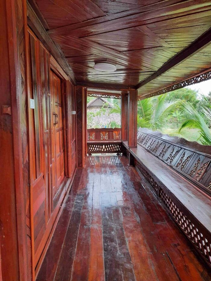 Bungalow 1 deck